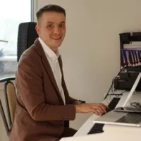 Николай Срывков