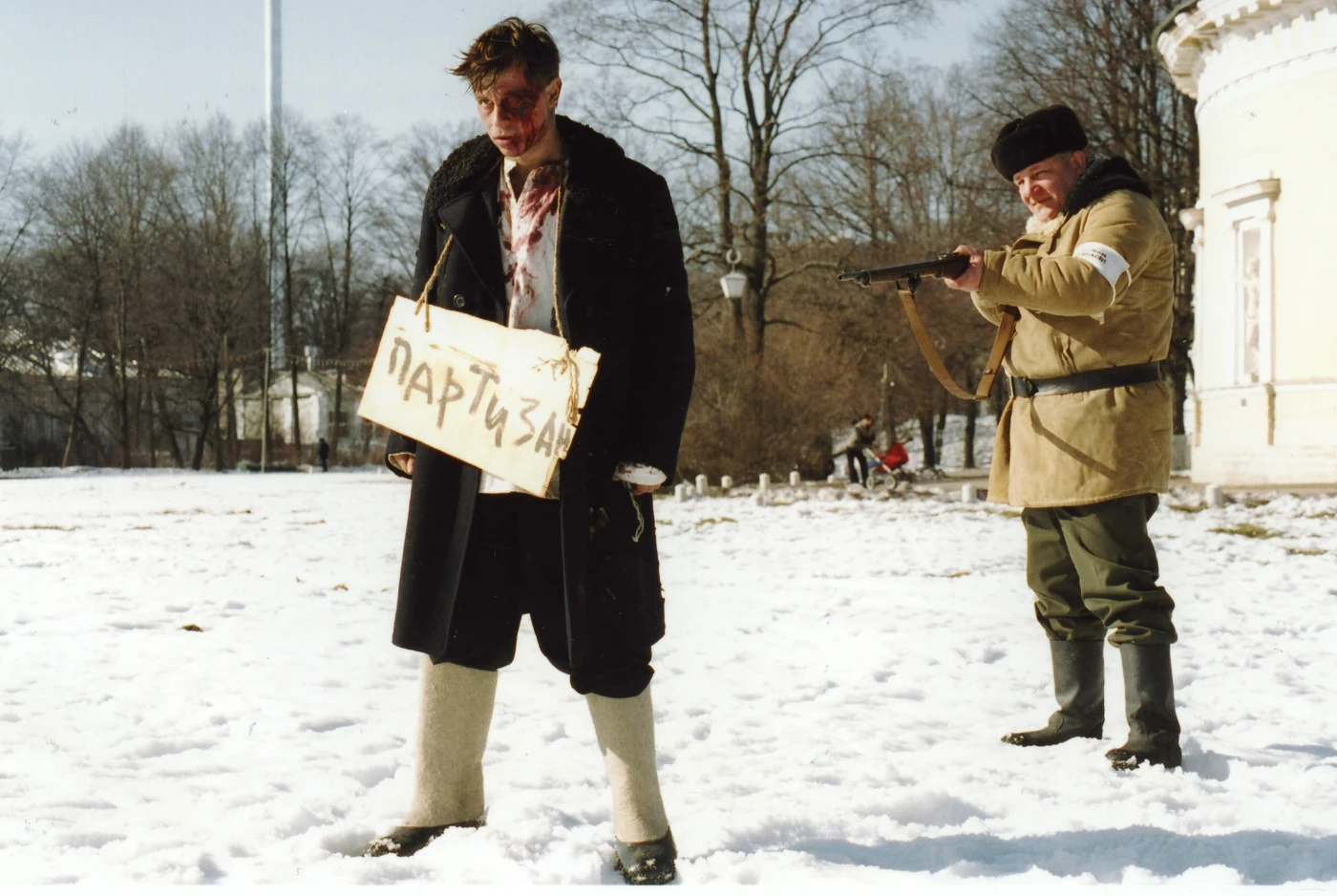 Художественный фильм "Ленинград" 2005-03-31-film-len-d-14.webp