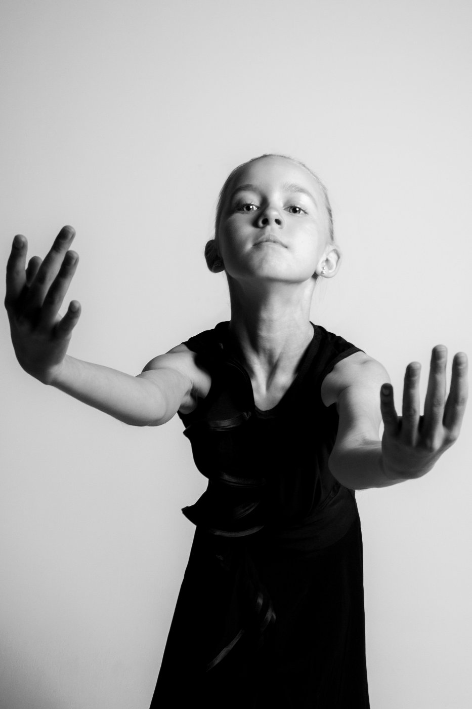 Dance / Lera / Black and White dsc-0062.png