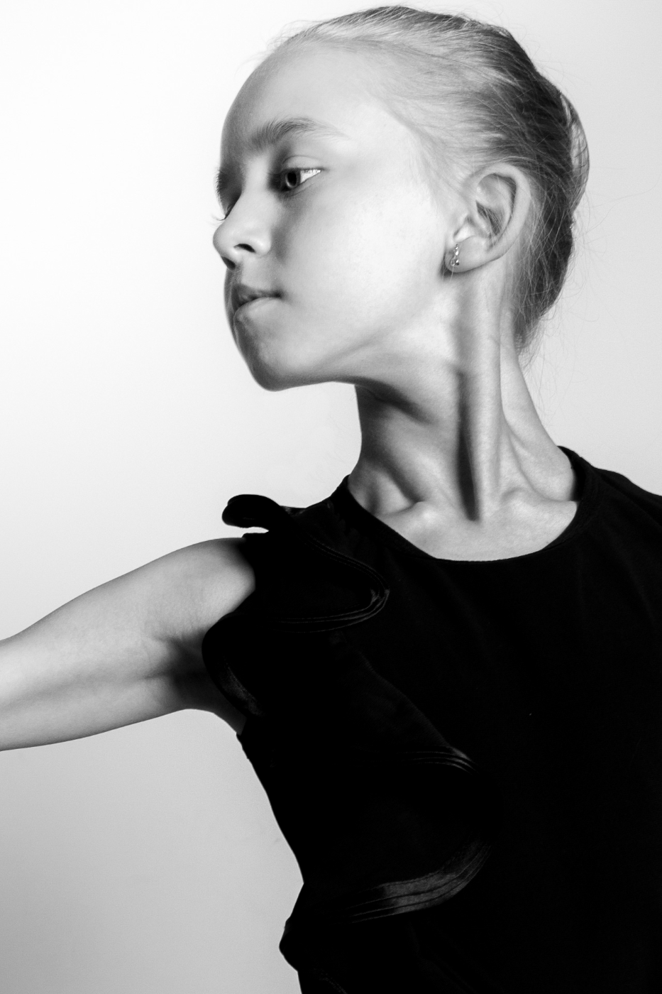 Dance / Lera / Black and White dsc-0091.png