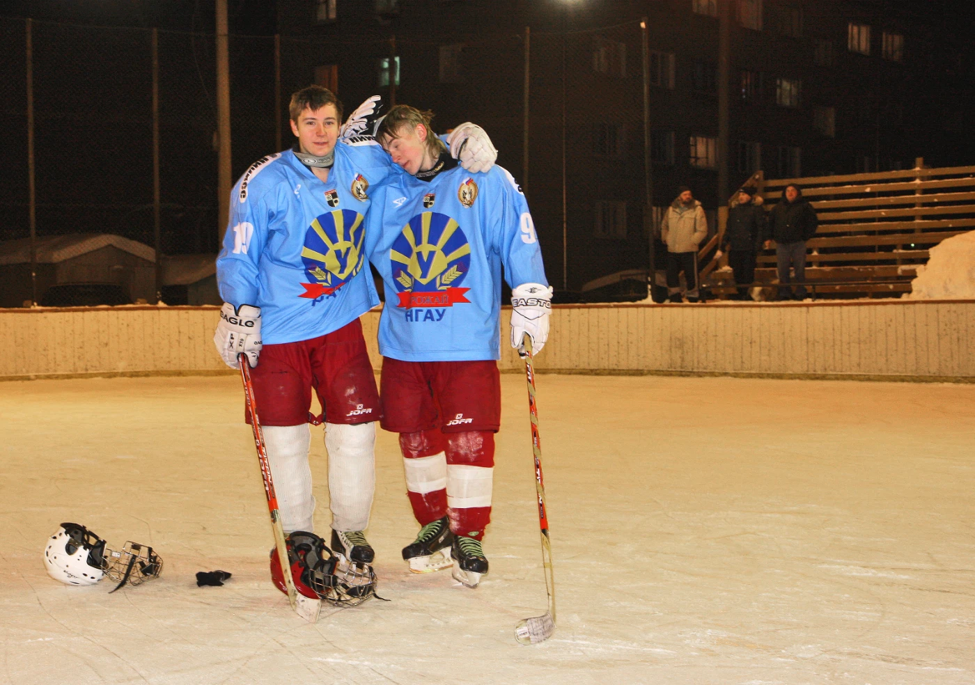 портреты, сценки 571-2.webp