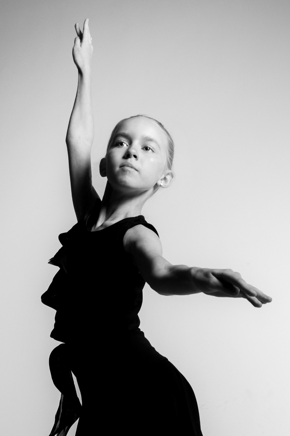 Dance / Lera / Black and White dsc-0081.png