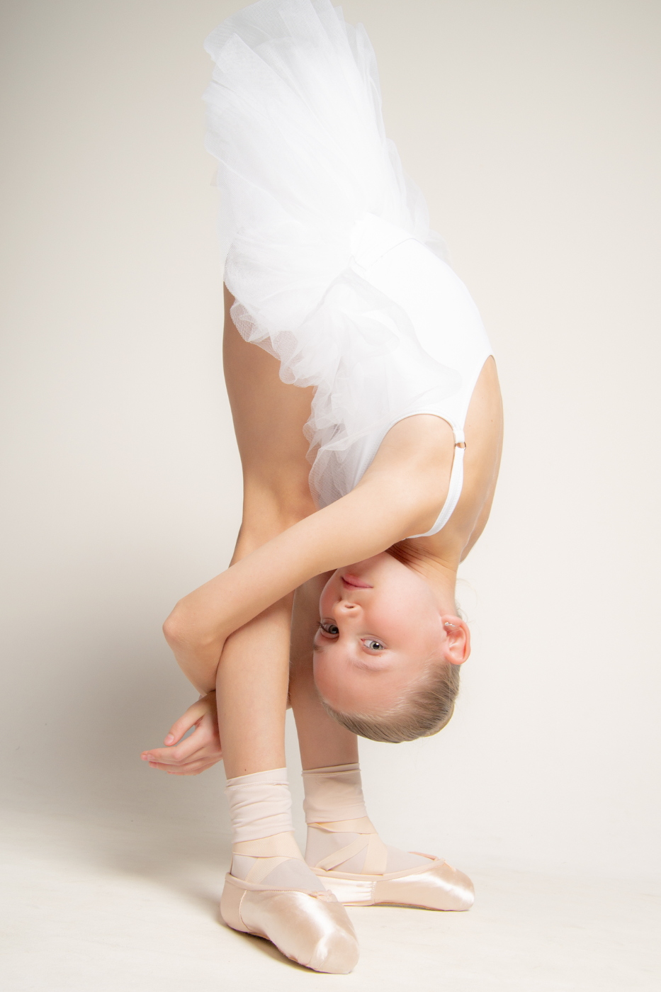 White Swan / Lera dsc-0221.png