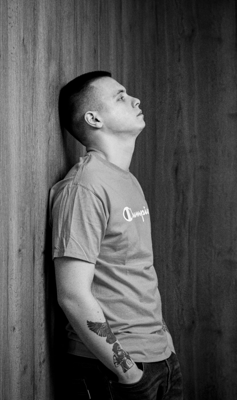 Love story в чёрно-оранжевых тонах dsc-0841.webp