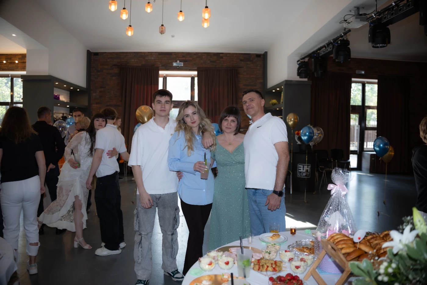 Вечеринка 581a0075.webp