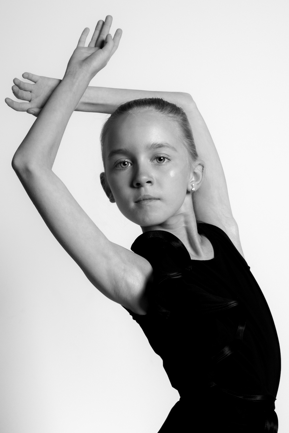 Dance / Lera / Black and White dsc-0086.png