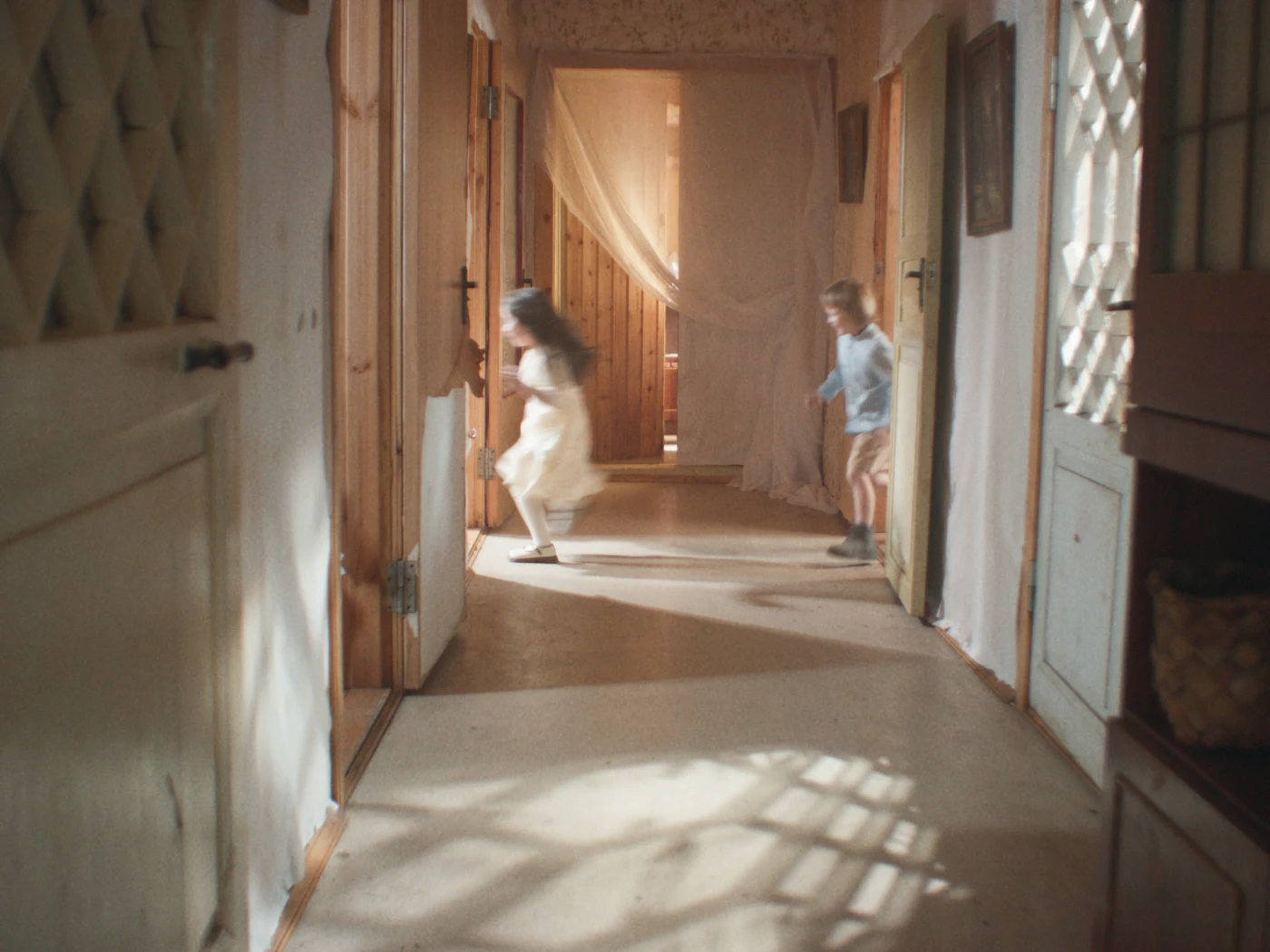 Розы Анны. Короткометражный фильм still-2025-05-15-162945-1-8-2.webp